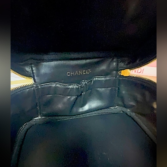 Chanel Vanity Bag Black Leather include dust bag - Picture 11 of 12